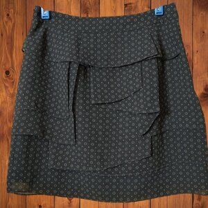 Banana Republic Size 2 Gray White Mini Tiered Skirt Lined Ruffle Sheer Feminine